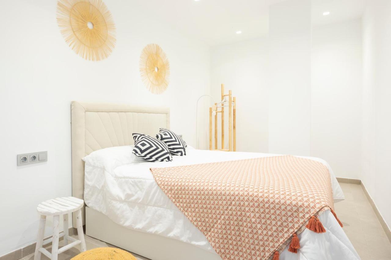 Apartamentos Martalia Nerja ตอร์ร็อกซ์ ภายนอก รูปภาพ